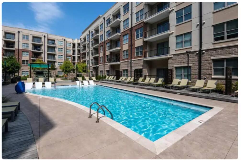 Apartamento League Flats Uptown At West Trade Street