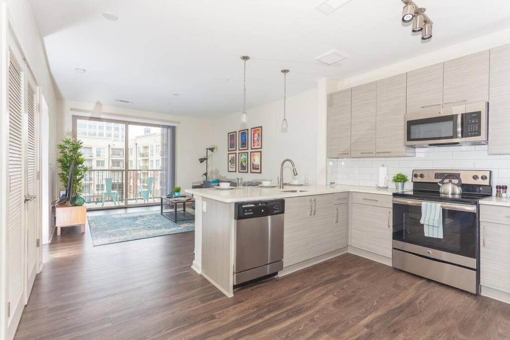 League Flats Uptown At West Trade Street Apartamento